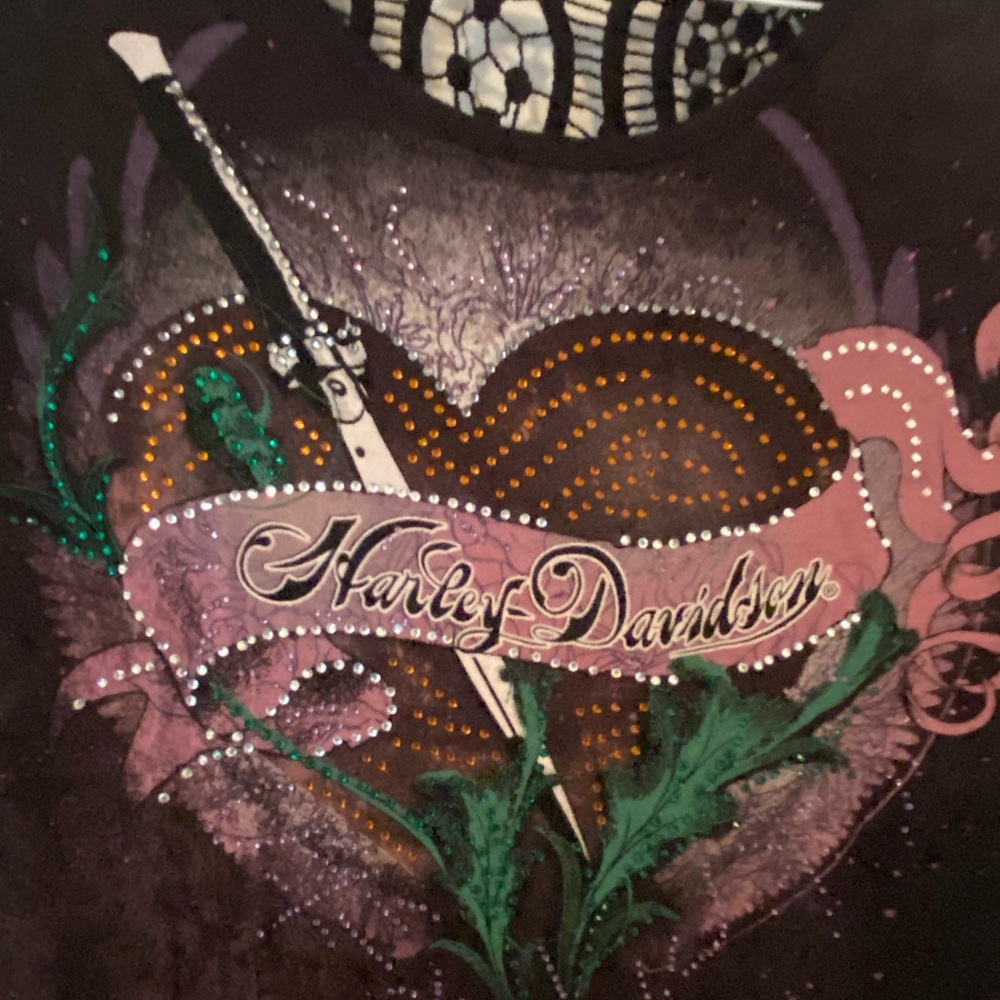 Harley Davidson Ladies Top Large. Very Pretty.